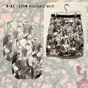 🎉RARE🎉BCBGMaxAzrka silk highwaist silver print bubble skirt with side pockets